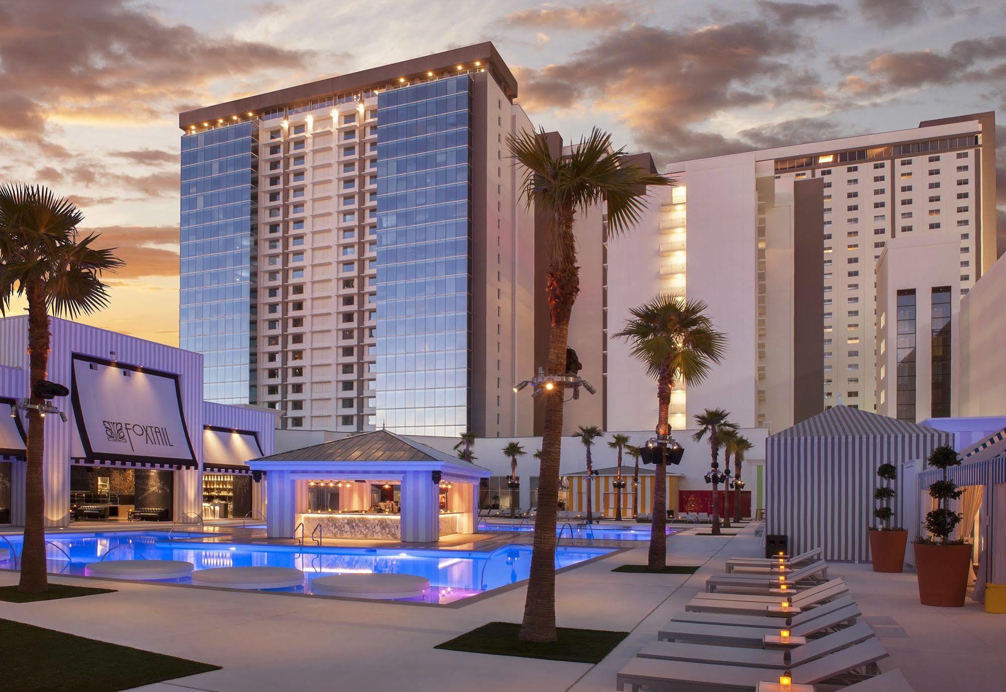 W Las Vegas Exterior photo